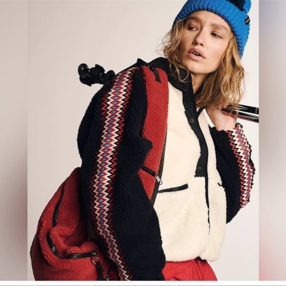 *SOLD* FP movement fleece jacket hit the slopes embroidered